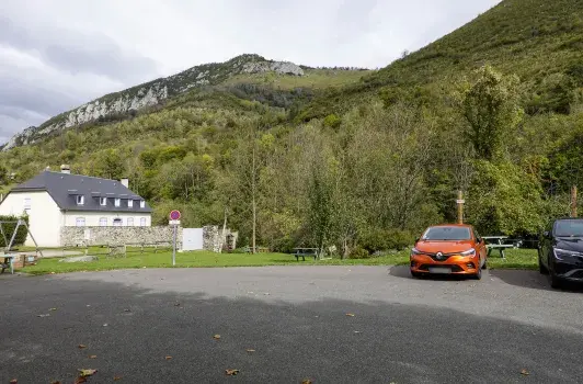 Pic d'Asté et ses falaises Rando65